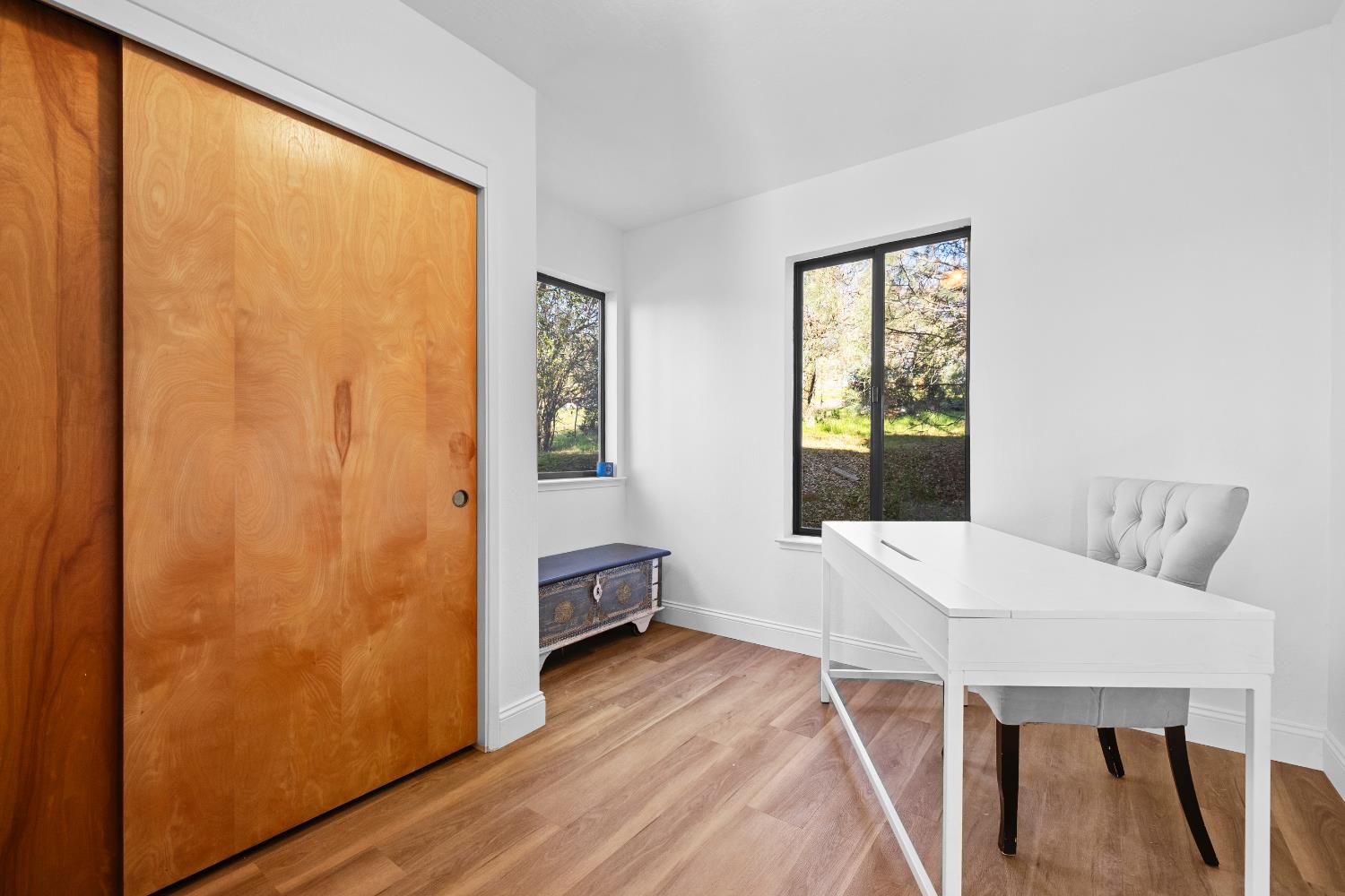 11700 Quail Road Auburn, CA 95602 - Photo 14 of 44 Second Bedroom (Downstairs)