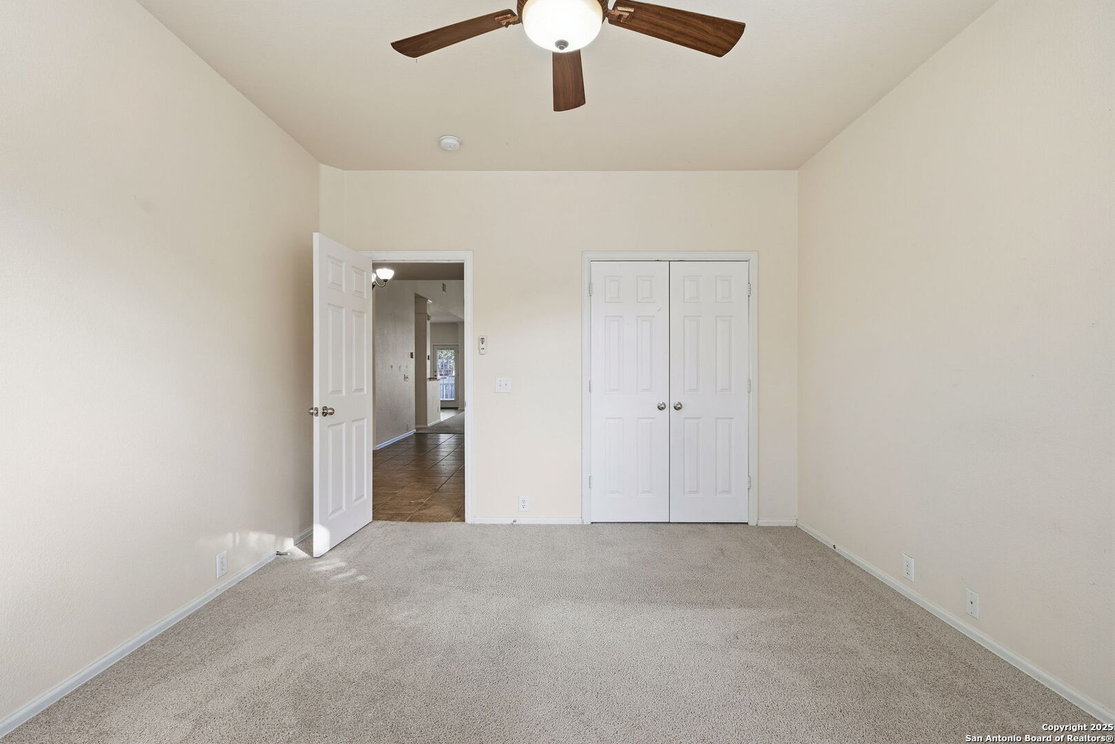 4226 Luckenbach Road San Antonio, TX 78251 - Photo 22 of 43