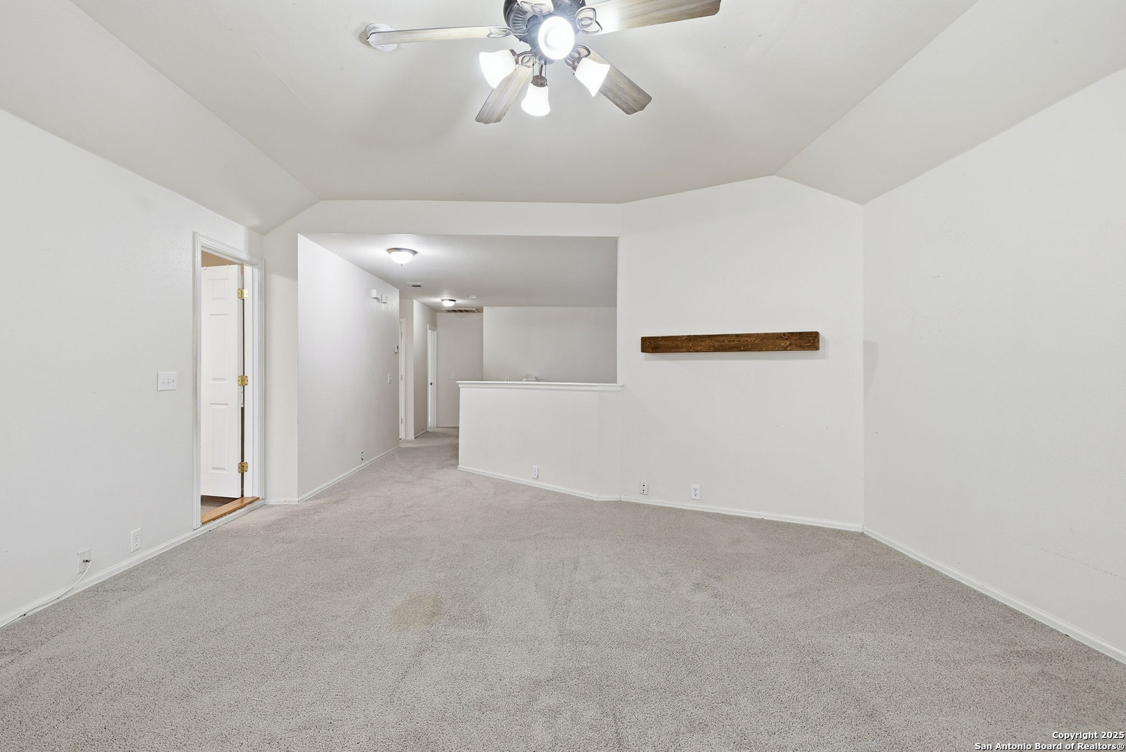 4226 Luckenbach Road San Antonio, TX 78251 - Photo 25 of 43