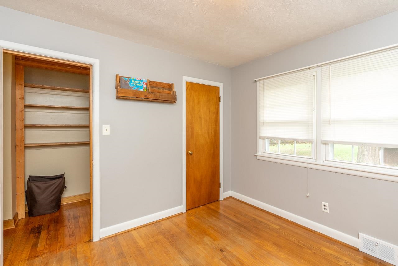 541 Feed Road Broadway, VA 22815 - Photo 16 of 39 Gallery Image 16