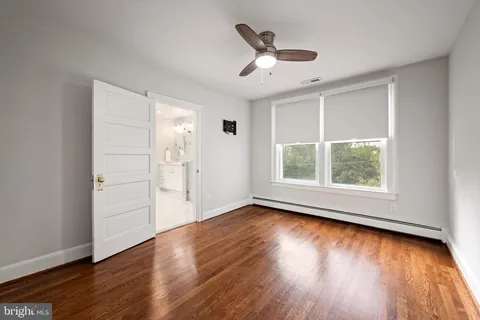 $1,029,900 | 250 West Main Street, Purcellville, VA 20132