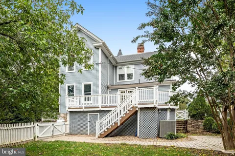 $1,029,900 | 250 West Main Street, Purcellville, VA 20132