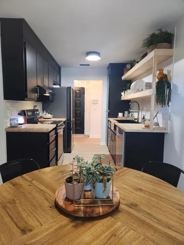 $392,450 | 8204 Pleasant Ridge Drive, Charleston, SC 29420