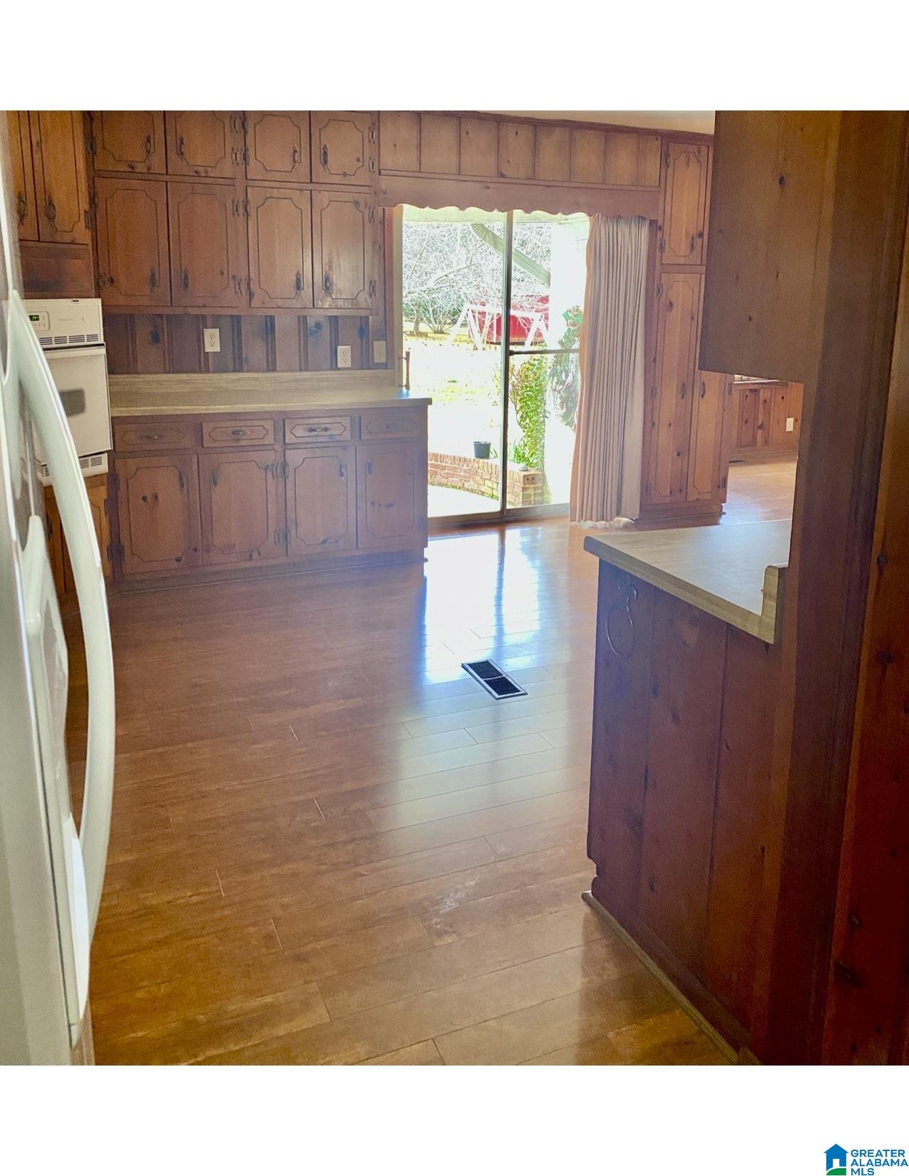 400 Howe Street Weaver, AL 36277 - Photo 6 of 33