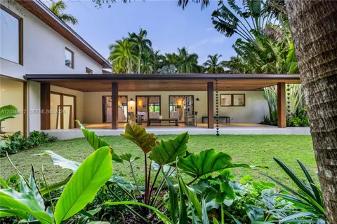 $10,480,000 | 3600 Stewart Avenue, Miami, FL 33133