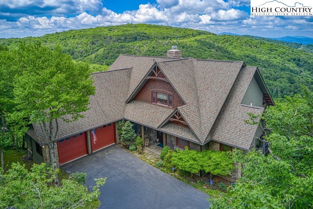 322 North Pinnacle Ridge Road Beech Mountain, NC 28604 - Photo 1 of 50 Gallery Image 1