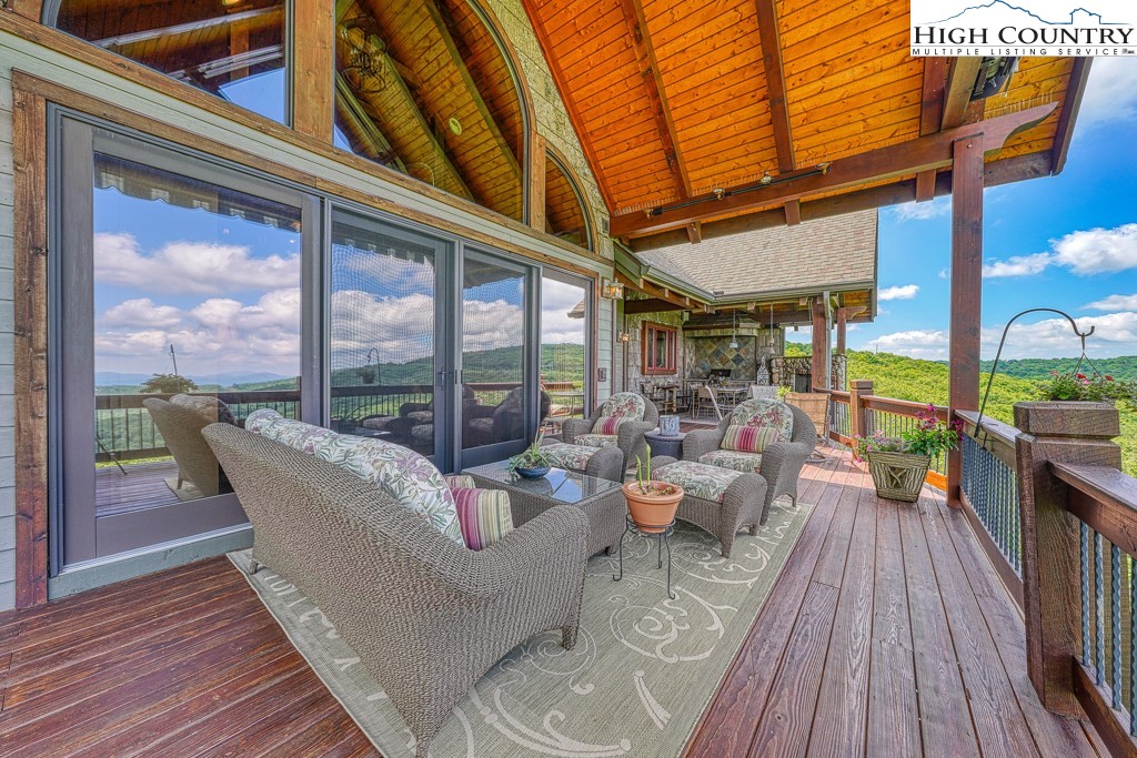 322 North Pinnacle Ridge Road Beech Mountain, NC 28604 - Photo 10 of 50 Gallery Image 10