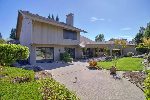 $899,000 | 2074 Granite Bar Way, Gold River, CA 95670