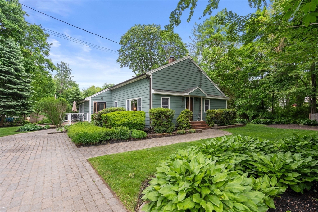 18 Ivy Road Littleton, MA 01460 - Photo 3 of 32
