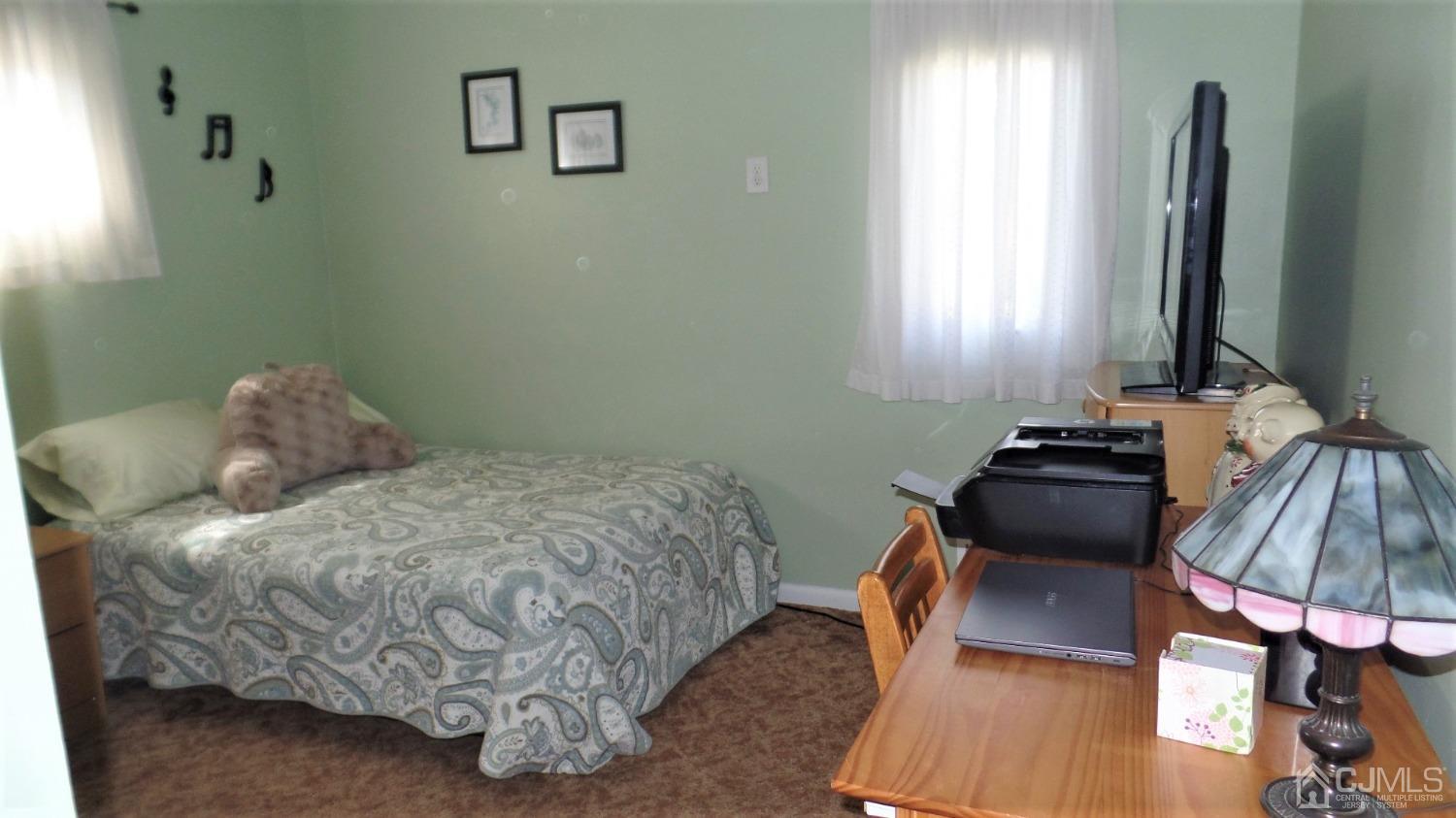 204 Jeffery Road Colonia, NJ 07067 - Photo 7 of 10 Second Bedroom