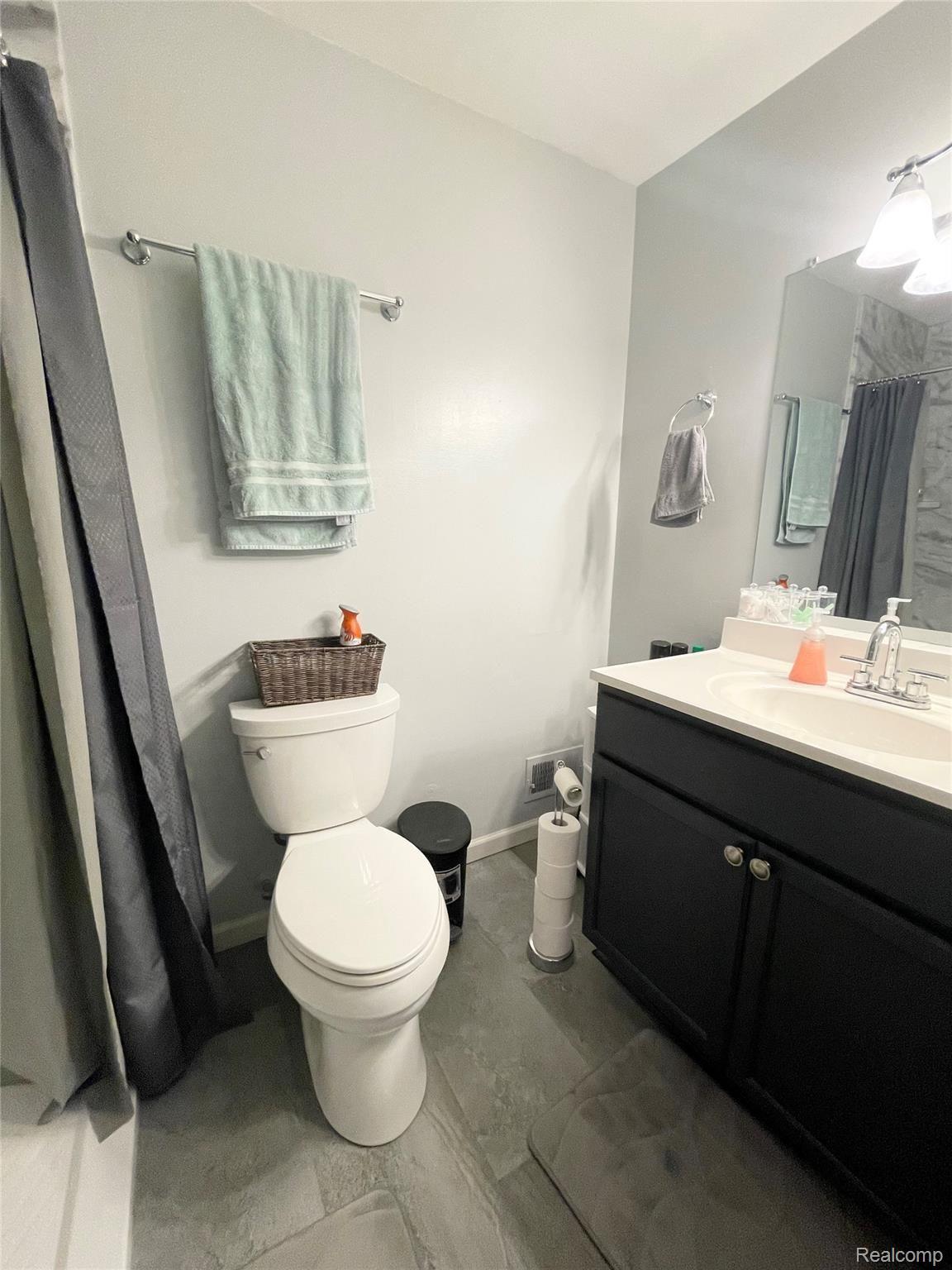 11972 Perry Place Grand Blanc, MI 48439 - Photo 11 of 13 Bathroom