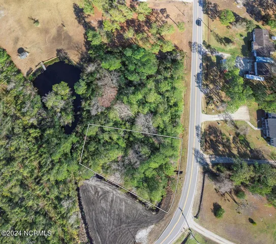 $47,150 | 1 Cedar Island Road, Cedar Island, NC 28520