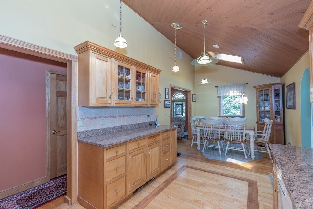 14 Lasallette Road, Unit 14 Billerica, MA 01821 - Photo 13 of 34