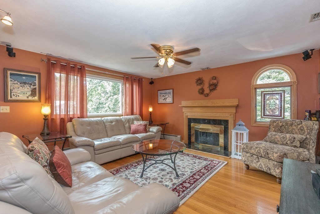 14 Lasallette Road, Unit 14 Billerica, MA 01821 - Photo 17 of 34