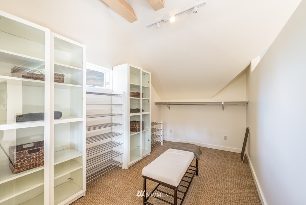 1514 36th Avenue Seattle, WA 98122 - Photo 17 of 25