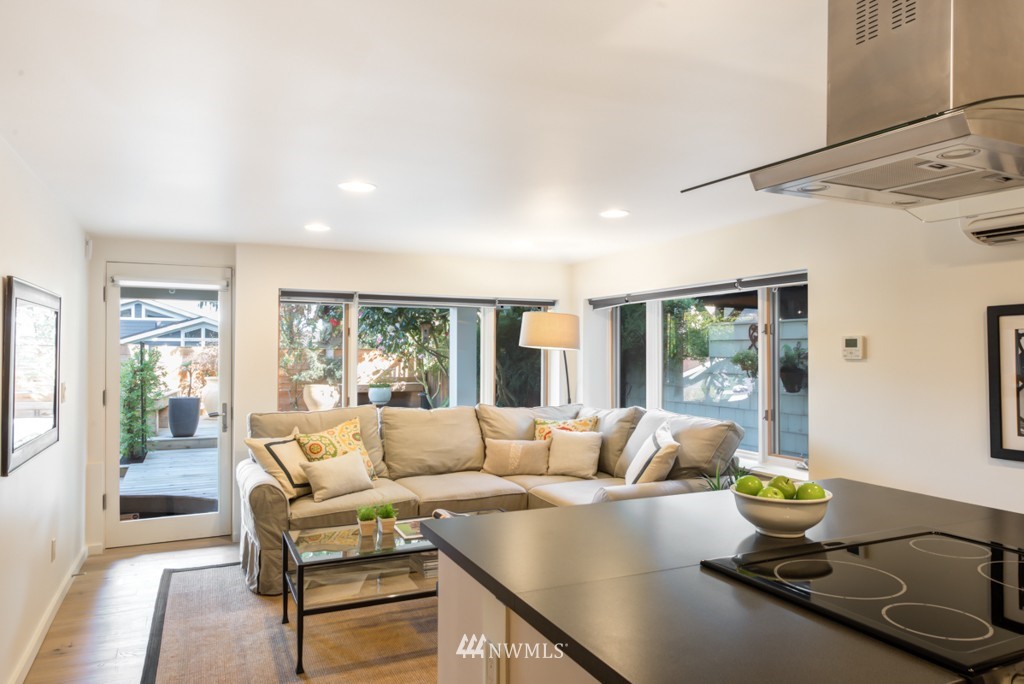 1514 36th Avenue Seattle, WA 98122 - Photo 19 of 25