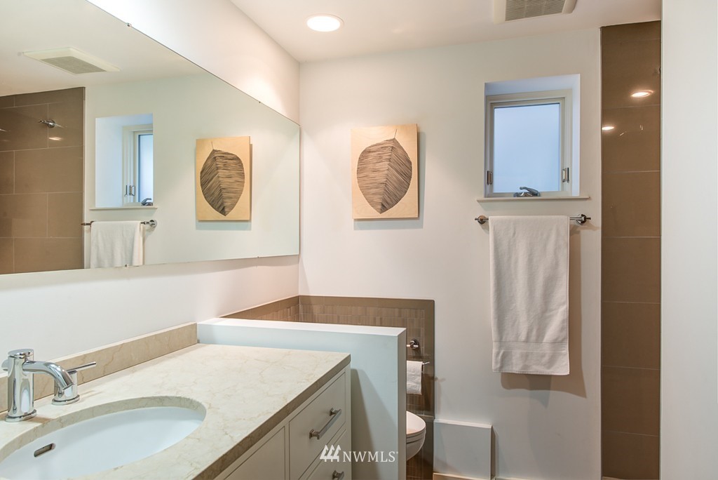 1514 36th Avenue Seattle, WA 98122 - Photo 20 of 25