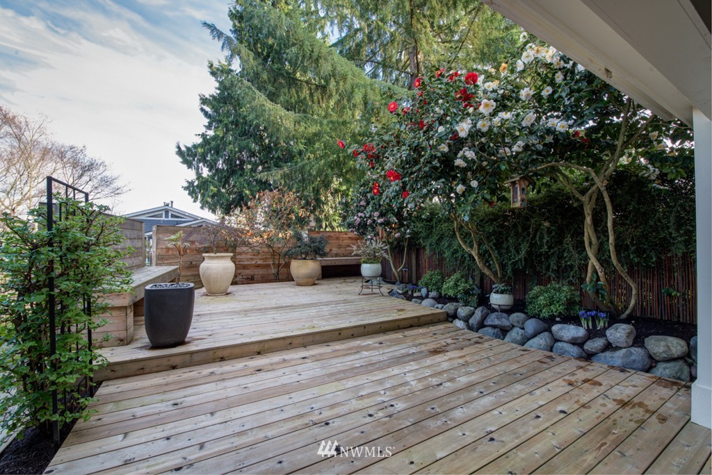 1514 36th Avenue Seattle, WA 98122 - Photo 21 of 25