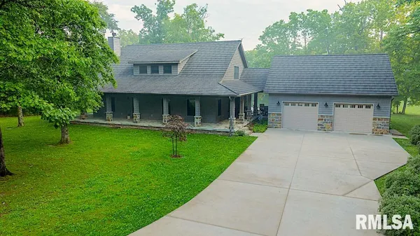$1,222,000 | 3918 North St Marie Road, Olney, IL 62450