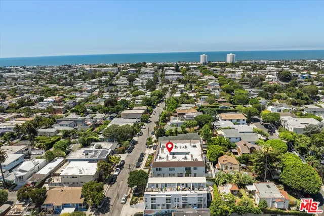 $1,399,000 | 737 Pier Avenue, Unit 1, Santa Monica, CA 90405