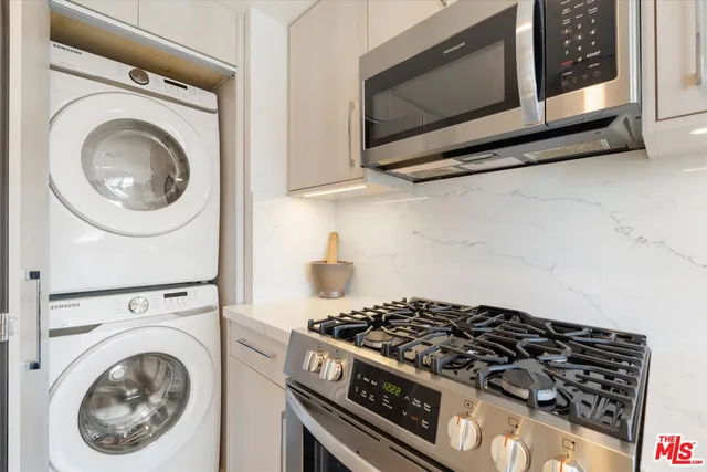 $1,399,000 | 737 Pier Avenue, Unit 1, Santa Monica, CA 90405