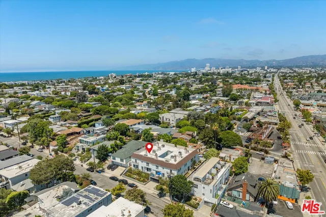 $1,399,000 | 737 Pier Avenue, Unit 1, Santa Monica, CA 90405