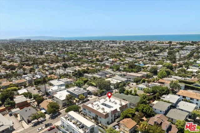 $1,399,000 | 737 Pier Avenue, Unit 1, Santa Monica, CA 90405