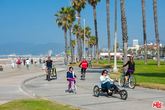 $1,399,000 | 737 Pier Avenue, Unit 1, Santa Monica, CA 90405