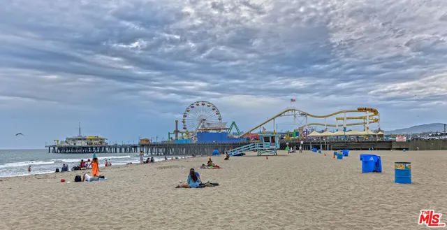 $1,399,000 | 737 Pier Avenue, Unit 1, Santa Monica, CA 90405