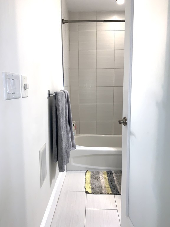 71 Rutland Street, Unit 2 Boston, MA 02118 - Photo 8 of 10 Gallery Image 8