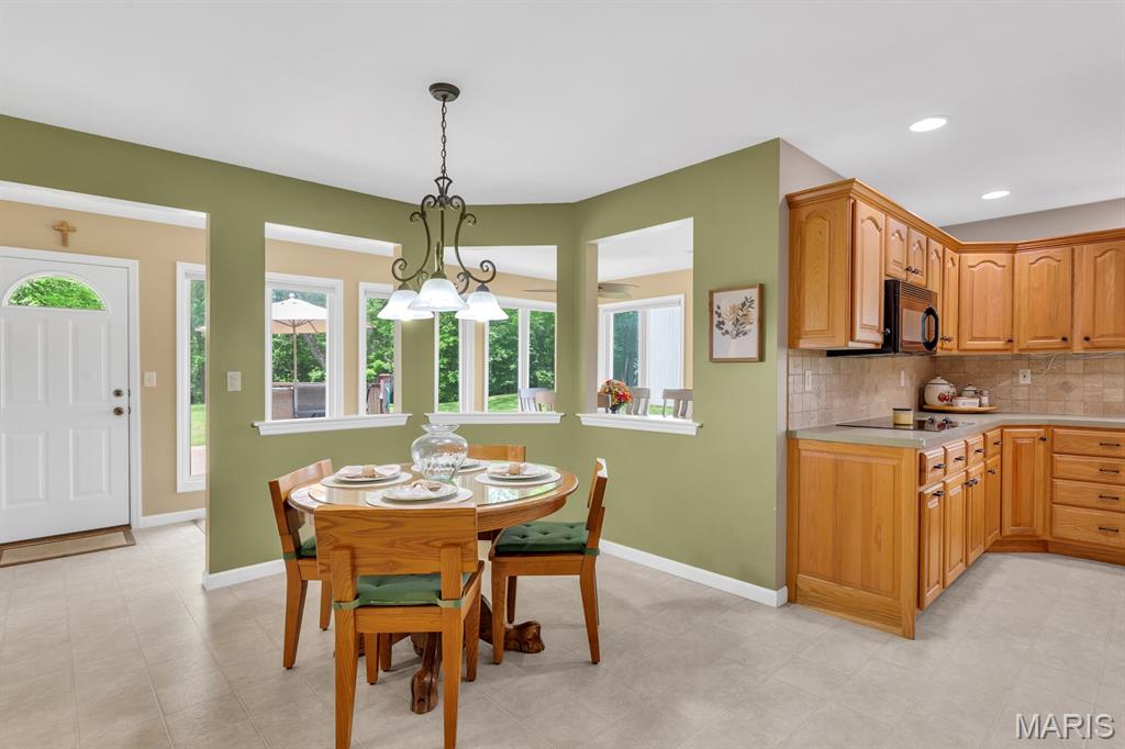 61 Serenity Lane Troy, MO 63379 - Photo 14 of 41