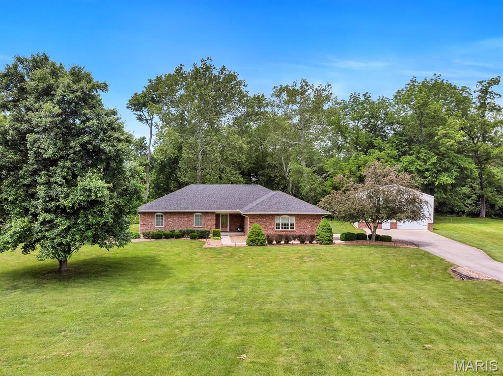 61 Serenity Lane Troy, MO 63379 - Photo 37 of 41