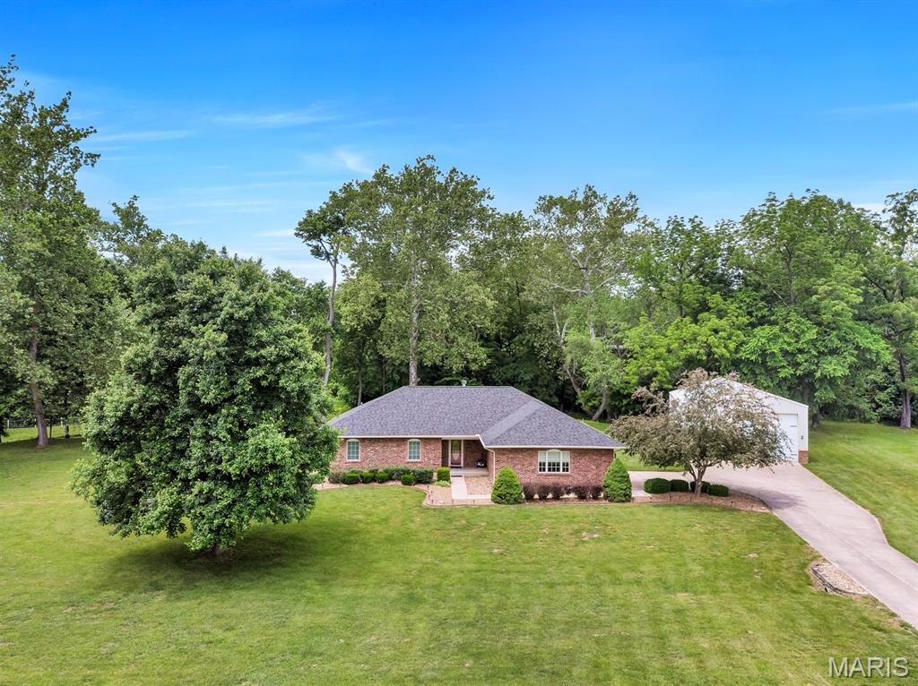 61 Serenity Lane Troy, MO 63379 - Photo 38 of 41