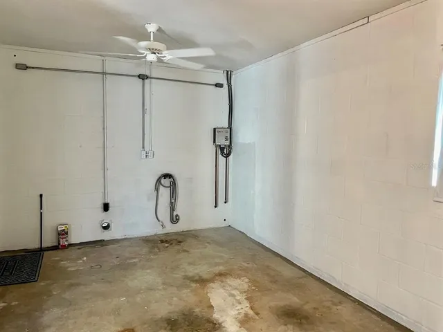 $2,495 | 1201 East Flora Street, Tampa, FL 33604