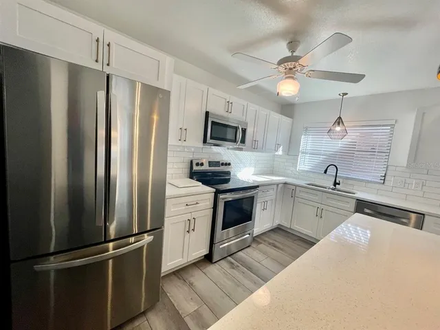 $2,495 | 1201 East Flora Street, Tampa, FL 33604