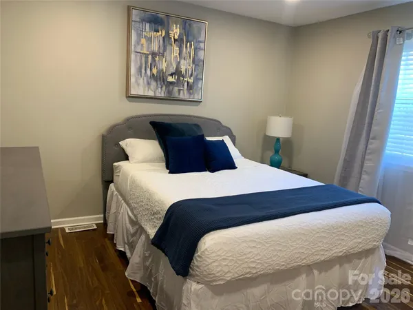 $270,000 | 3108 Heathstead Place, Charlotte, NC 28210