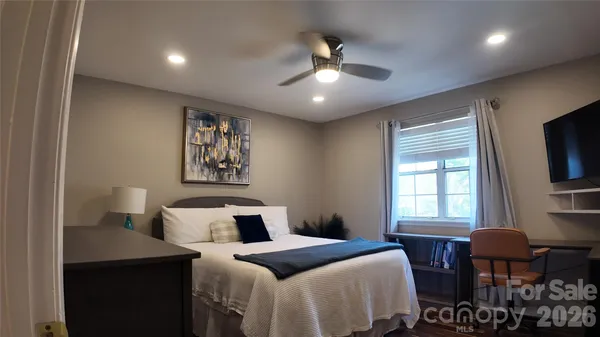 $270,000 | 3108 Heathstead Place, Charlotte, NC 28210