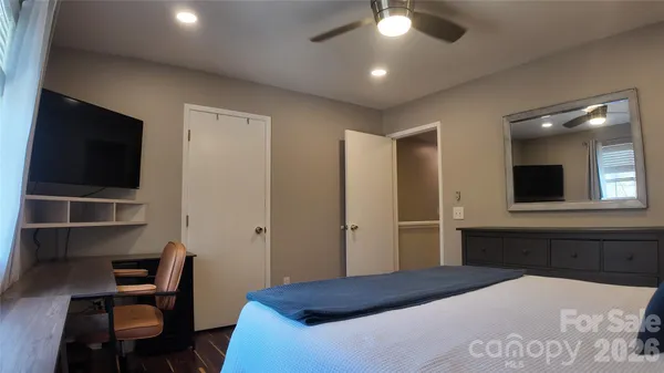 $270,000 | 3108 Heathstead Place, Charlotte, NC 28210