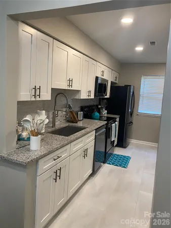 $270,000 | 3108 Heathstead Place, Charlotte, NC 28210