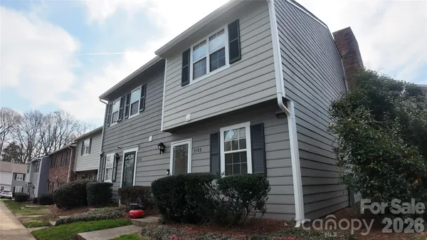 $270,000 | 3108 Heathstead Place, Charlotte, NC 28210