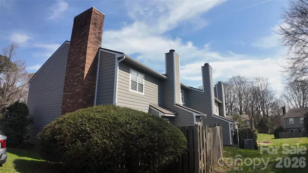 $270,000 | 3108 Heathstead Place, Charlotte, NC 28210