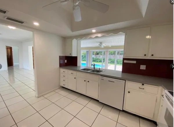$4,200 | 1230 Southeast 14th Drive, Deerfield Beach, FL 33441