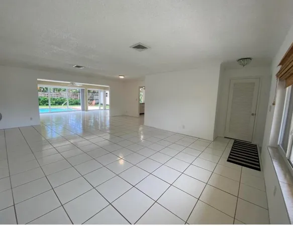 $4,200 | 1230 Southeast 14th Drive, Deerfield Beach, FL 33441