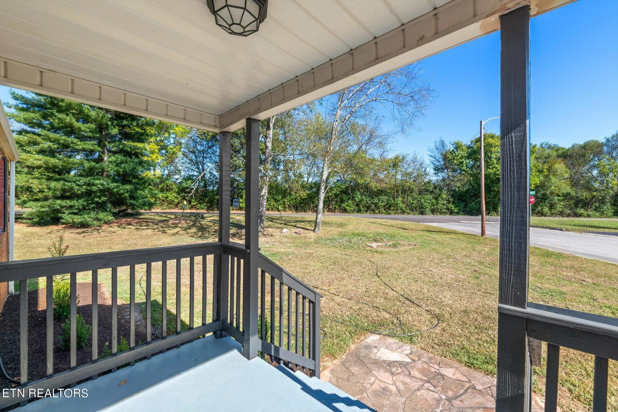 888 East Hunt Road Alcoa, TN 37701 - Photo 3 of 21 Gallery Image 3