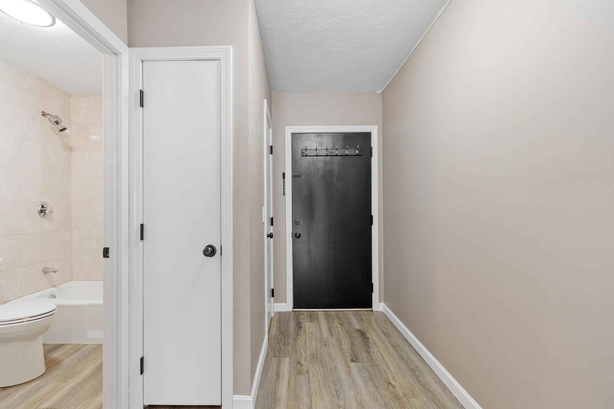 11 Strawberry Bank Road, Unit 5 Nashua, NH 03062 - Photo 14 of 30 Gallery Image 14