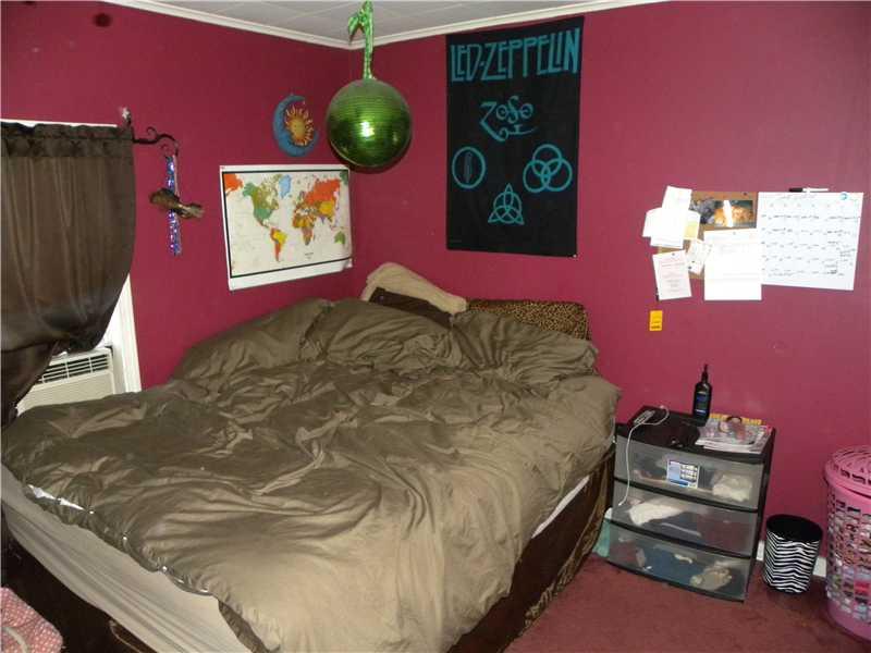 1123 Roosevelt Road Pittsburgh, PA 15237 - Photo 14 of 23 Bedroom.
