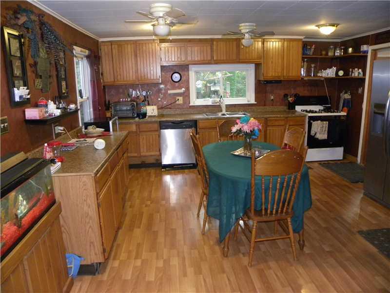 Kitchen. 