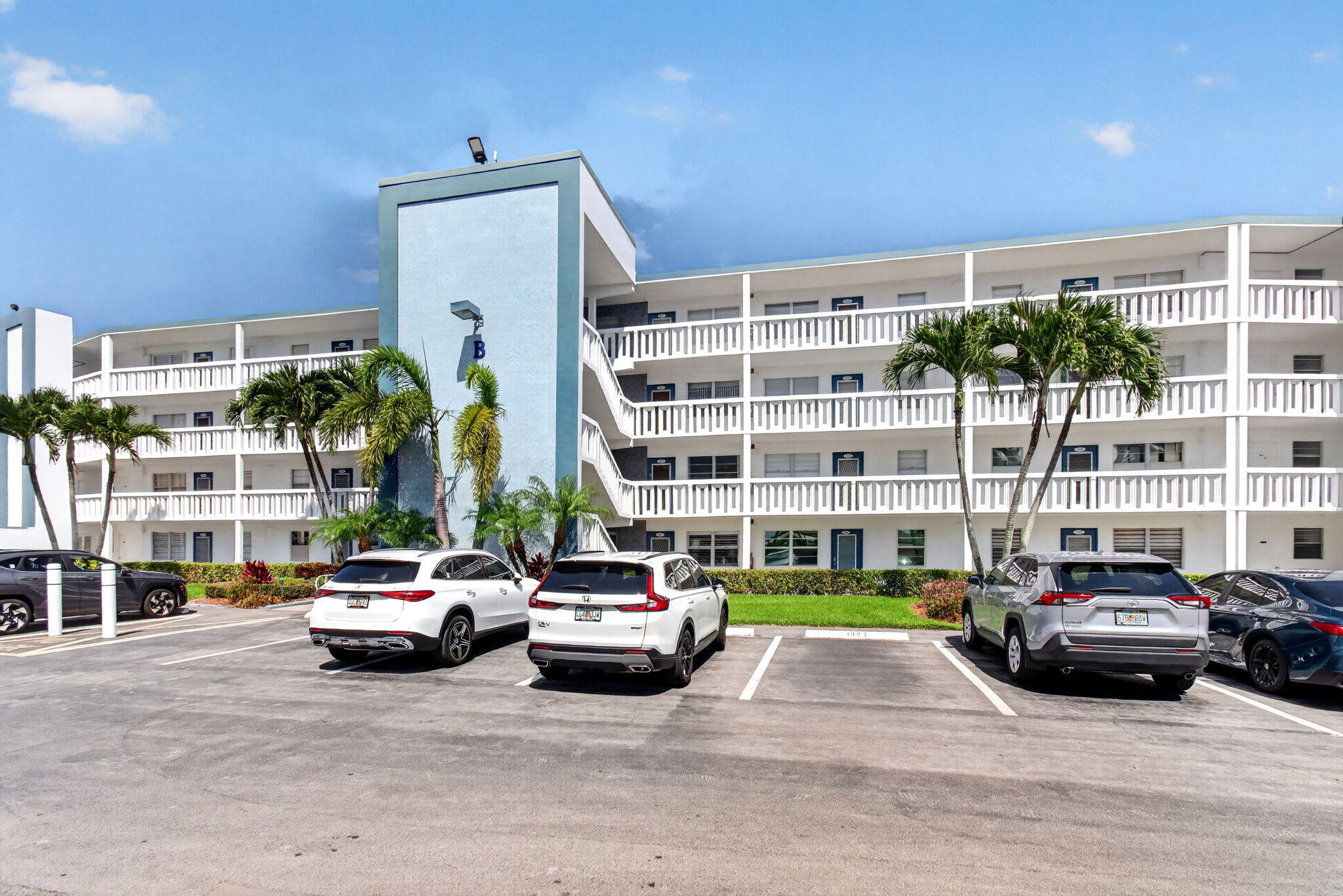 2027 Exeter Boca Raton, FL 33434 - Photo 61 of 100 1-web-or-mls-DSC_7499