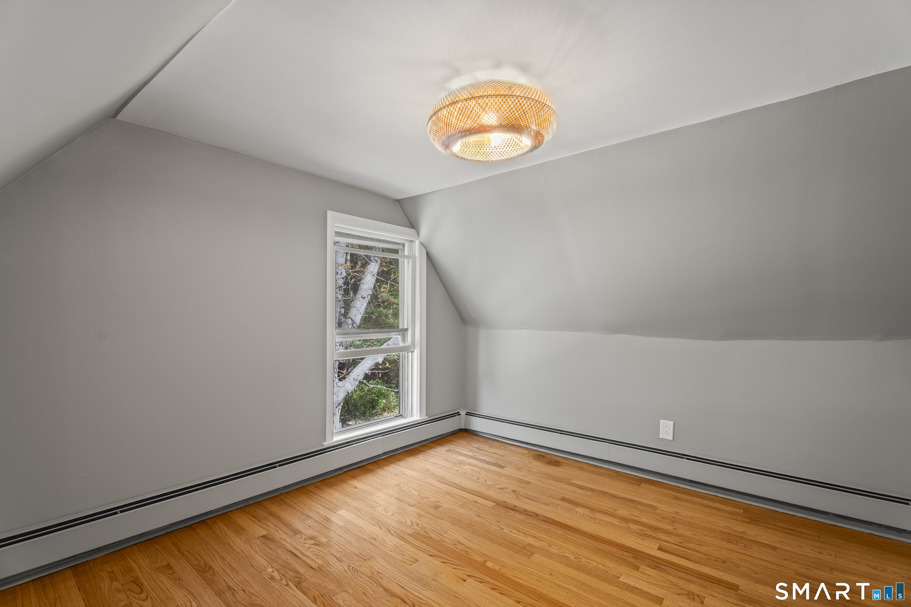 52 B Millstone Road West Waterford, CT 06385 - Photo 28 of 31 an empty room with windows
