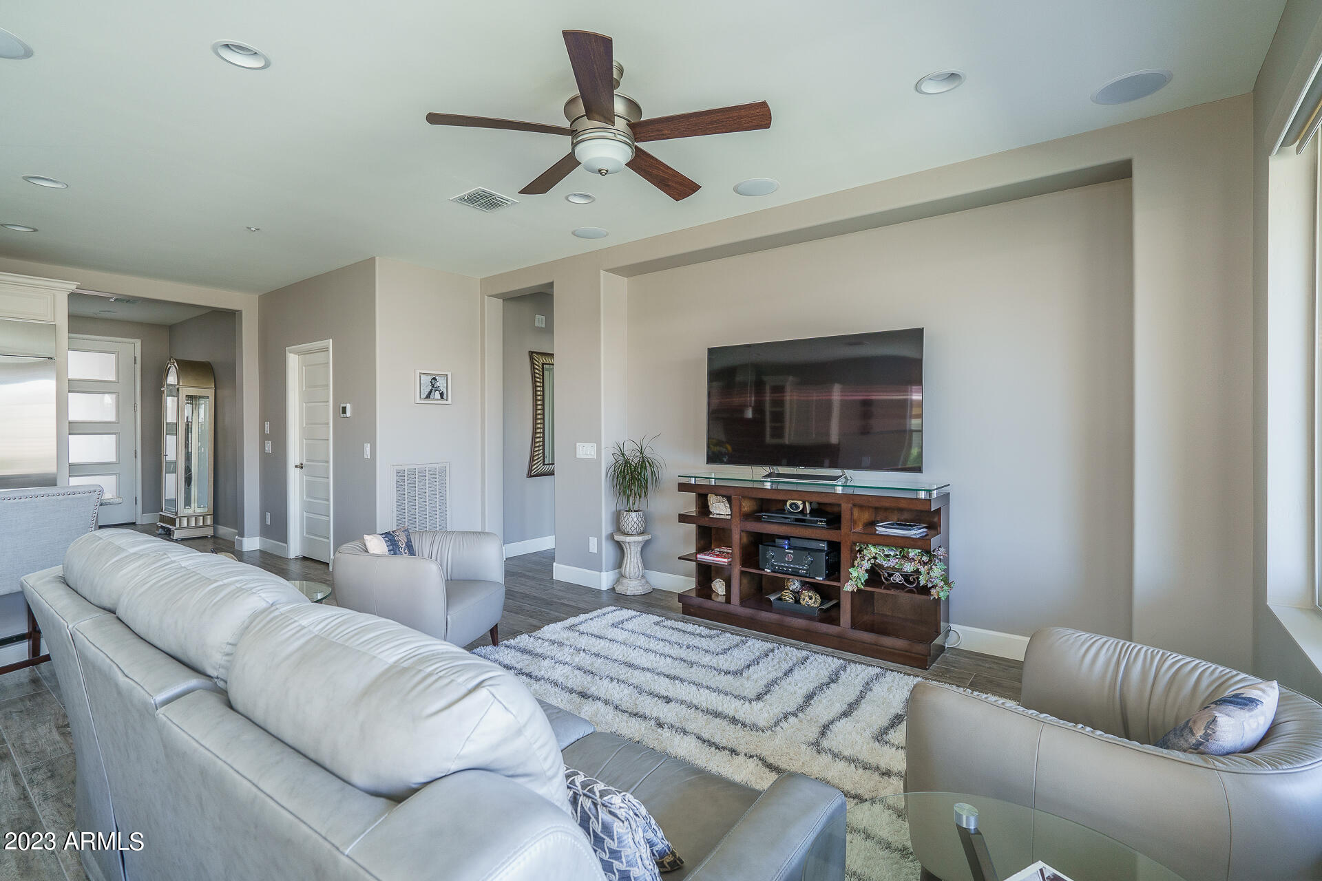 18042 East Curva De Plata Rio Verde, AZ 85263 - Photo 10 of 58 10) GREAT ROOM